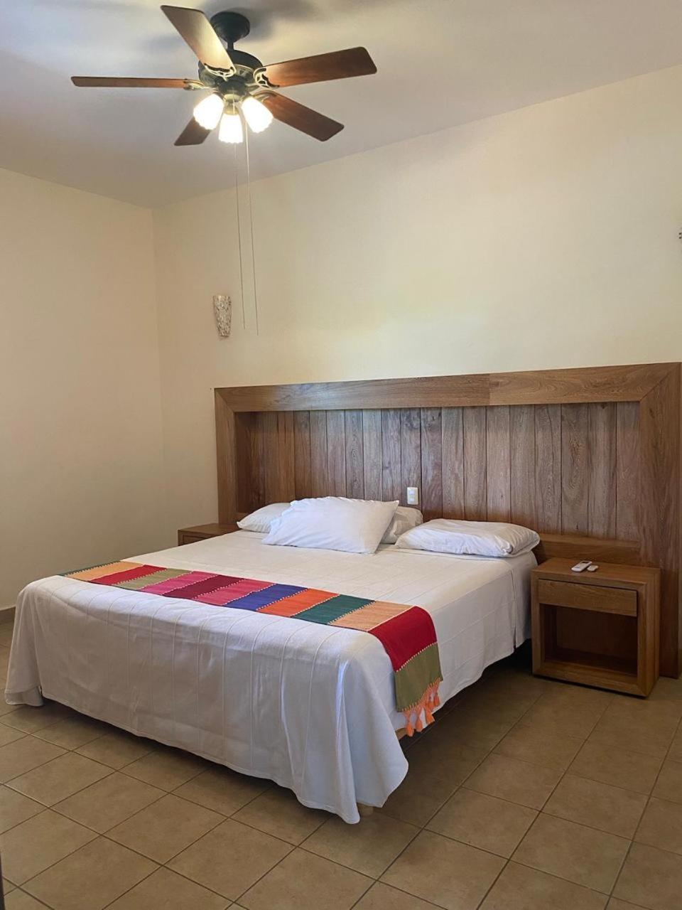 Marina Park Plaza P Apartman Santa Cruz Huatulco Kültér fotó
